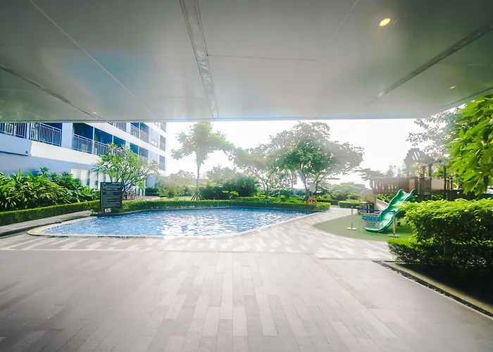 Serene Trendy Cozy Makati Fun Swim Gym Netflix 4047 Apartment