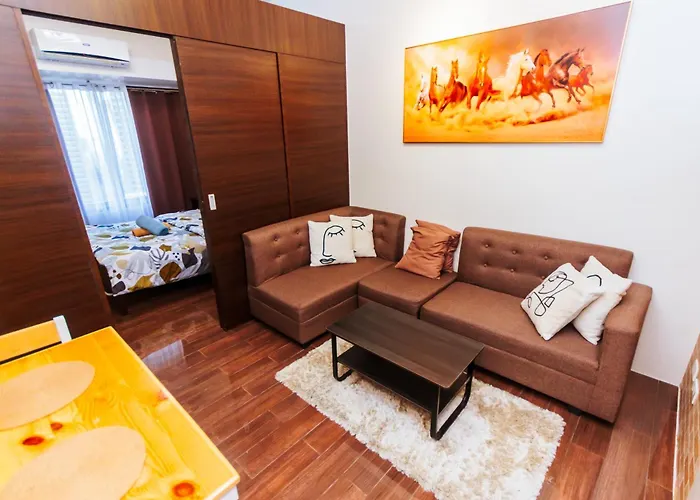 Serene Trendy Cozy Makati Fun Swim Gym Netflix 4047 Manila
