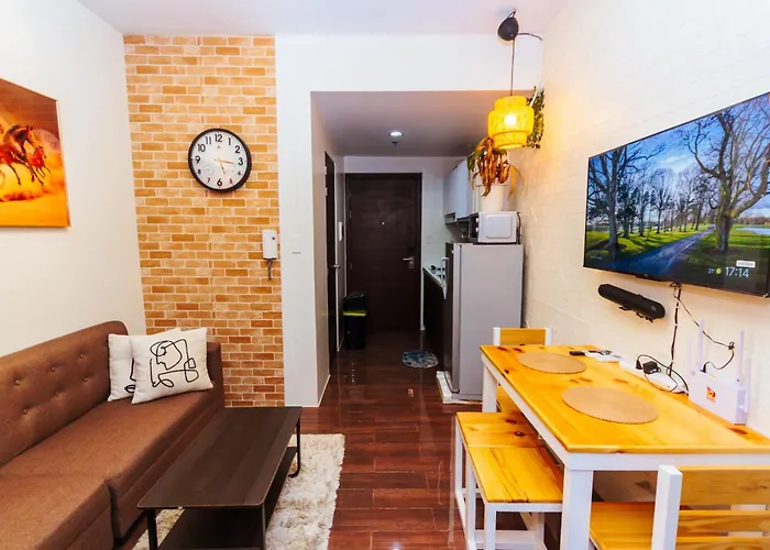 Apartment Serene Trendy Cozy Makati Fun Swim Gym Netflix 4047 *