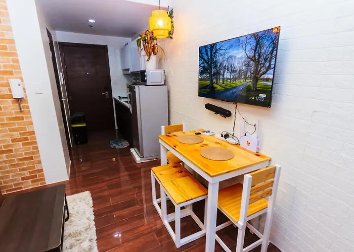 Apartment Serene Trendy Cozy Makati Fun Swim Gym Netflix 4047